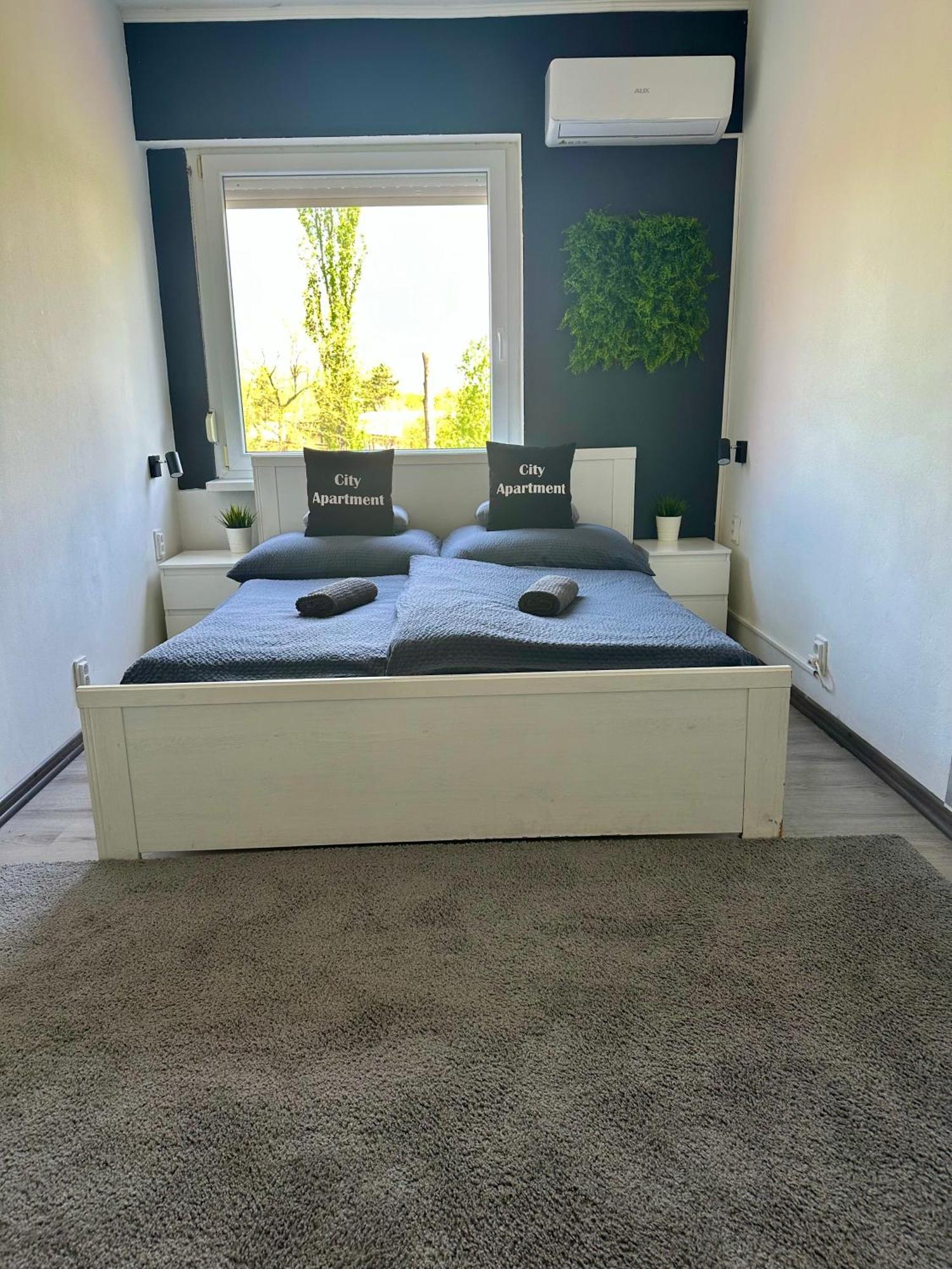 City Apartment Štúrovo Eksteriør bilde